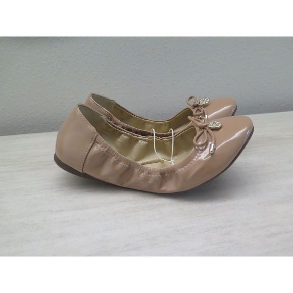 Vince Camuto VP-Eryn Women's Sz 6M Nude Patten Leather Ballet Flats w/Bows - Picture 7 of 8